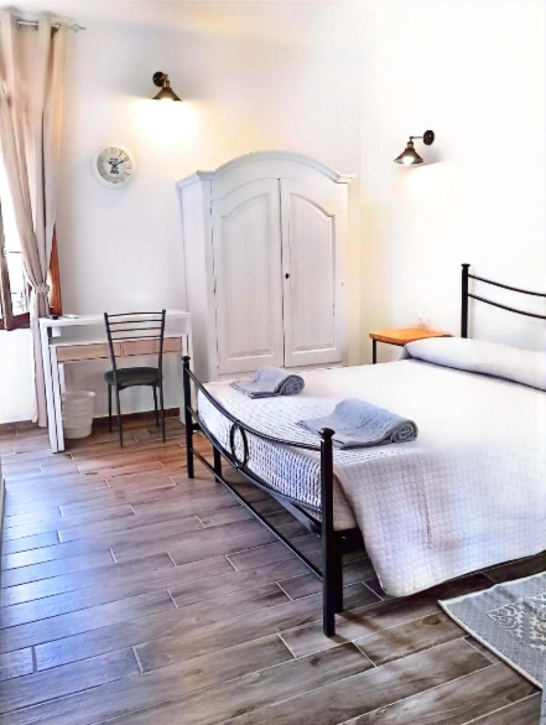 Guest house La Plaza
